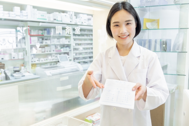調剤薬局の数はコンビニよりも多い！ ニーズ拡大「調剤薬局事務」｜日本医療事務協会｜医療事務の資格講座なら日本医療事務協会